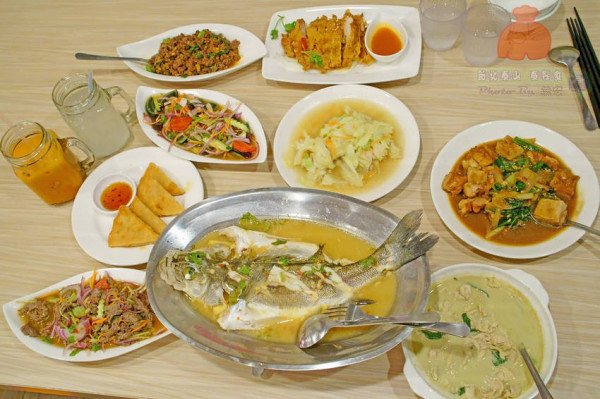 【泰山美食】平價泰式料理 泰饗食泰式小館 先來三碗飯！泰山人都愛 現點現做 20元茉莉香米內用吃到飽