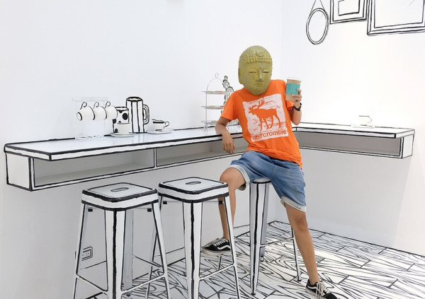 Goddess Cafe-台中漫畫咖啡店，隱藏在IKEA附近的黑白世界 - 金大佛的奪門而出家網誌