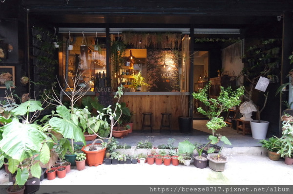 UEUE 鬱鬱｜靜謐綠意獨有空間【新竹】