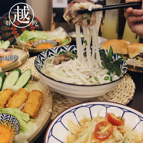 台中美食｜越好吃越南料理-道地越南料理，檸檬入菜好滋味
