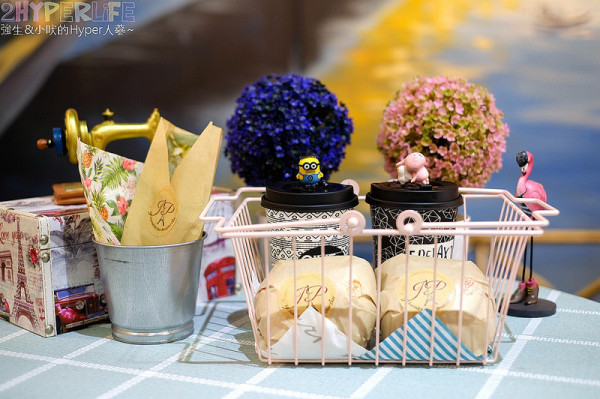 牽伴約會│銅板價就可以吃到充滿法式少女心的彩色薄餅和黎麥飯糰，西式早午餐外表但有著中式早餐的靈魂啊！ @強生與小吠的Hyper人蔘~