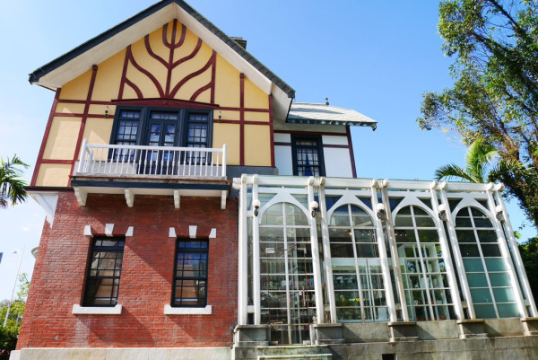 【台北圓山站 | 景點】凝結舊日英式優雅歲月的童話洋樓♦台北故事館