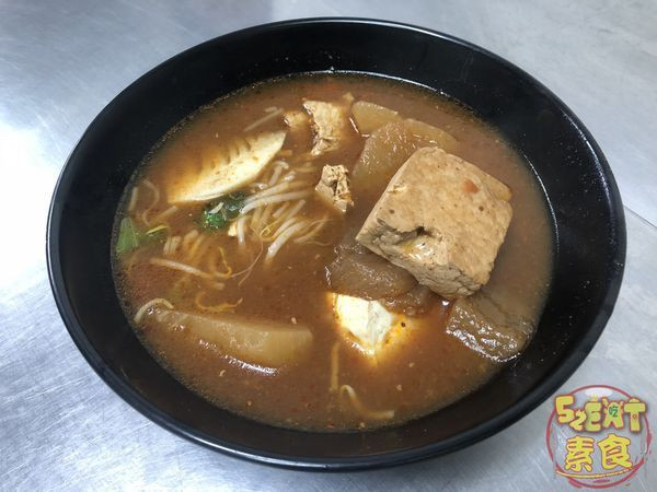 台中南屯素食美食》南屯素食館菜單價位大公開！無肉也歡又濃又香的紅燒臭豆腐~台中南屯路必吃美食小吃餐廳推薦。