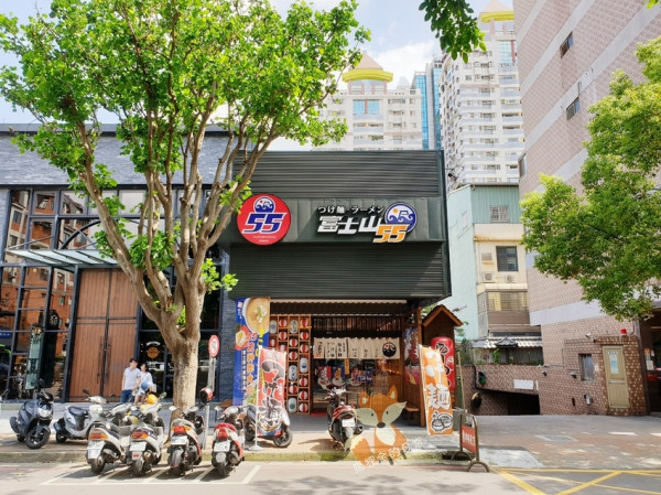 台中南屯 │ 富士山55沾麵 日本名古屋人氣餐廳 沾麵、担担麵、拉麵 今天吃什麼