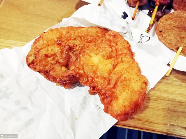 【高雄左營】天使雞排 | 瑞豐夜市人氣排隊小吃 面積大、體積厚外酥內鮮嫩   
