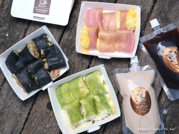 台中美食│巴特蛋餅專賣店〃逢甲商圈新美食登場！彩色蛋餅超吸睛，口感厚實料又多～              