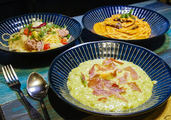 [高雄駁二美食]KYOMO PASTA義大利麵専売-彩色老屋品嘗日籍師傅好手藝 - 美食好芃友