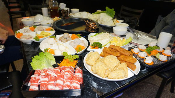 [高雄美食] 川潮正宗四川火鍋-味香俱全香辣鍋底 /高雄麻辣鍋 /高雄火鍋推薦