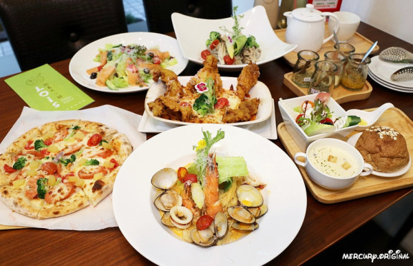 中國醫旁平價義大利麵，學區價格卻有超高水準，大推邪惡牽絲手工披薩，吃過必回訪