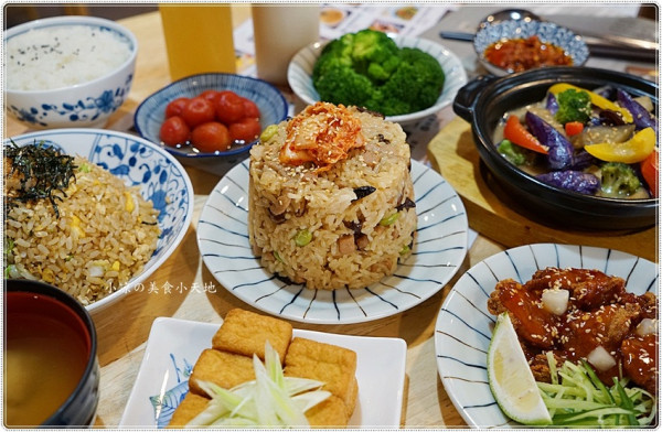 台中素食│一中中友、中國醫必吃素食，無國界料理，泰式、日式、台式油飯限時限量一週只賣四天，晚來就吃不到.....! - 小凉的美食小天地