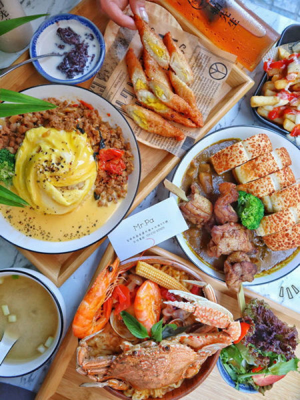 【台中x食記】帕先生南洋料理。台中大墩新開幕。各式咖哩/海鮮麵套餐200有找。