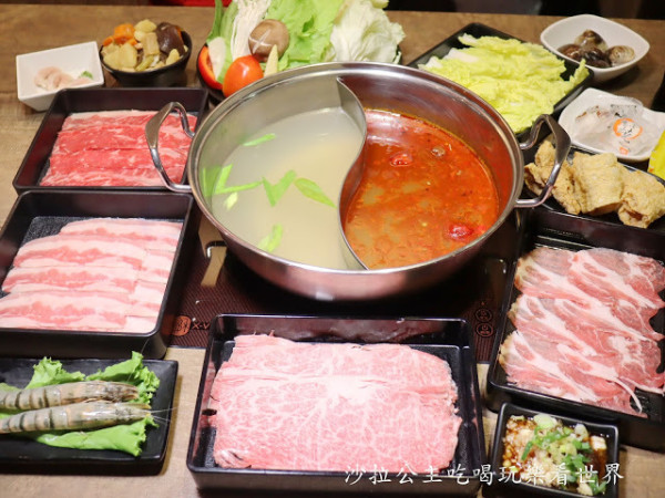 永和火鍋『鮮多多超市火鍋』60元飲料、冰淇淋、咖哩飯吃到飽/麻辣鴛鴦鍋/樂華夜市旁/捷運頂溪站