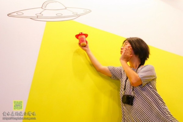 水晶推薦桃園美食：INS(嘴唇飲料店)