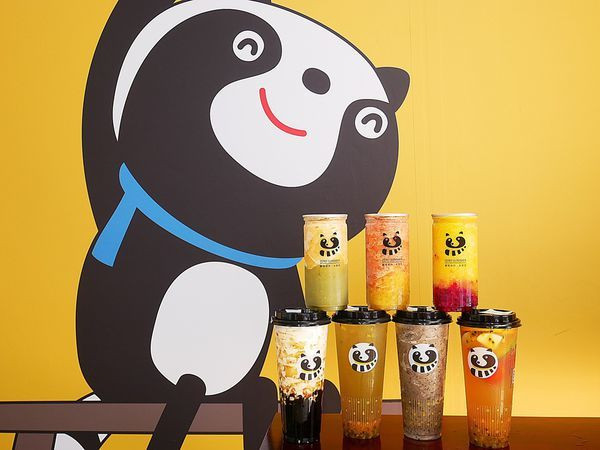 零夏 - 桃園市政府旁新鮮果汁  多種果汁搭配起來超繽紛也很有層次感  雪沙現場製成易開罐包裝  好特別的喝法!!