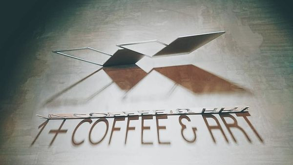 忙碌工作日的休憩時間，看到綠洲的感覺～1+ coffee & art