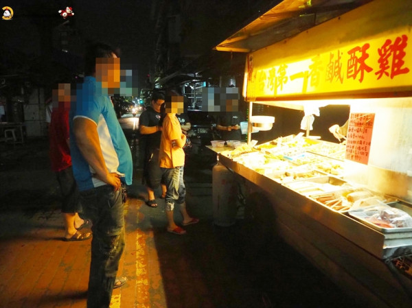 西市場鹽酥雞 斗六火車站美食/斗六宵夜/斗六排隊美食