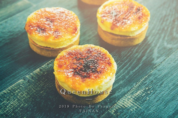台南．新天地日本展搶先獨家販售．Queen House法式手作甜點．爽脆黑麥豆酥、濃郁不膩焦糖乳酪塔
