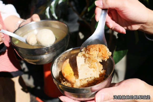 2019米其林必比登美食/延三夜市小吃『大橋頭筒仔米糕』大橋頭排隊美食，飄香45年好味道，食尚玩家推薦，菜單價位(捷運大橋頭站)