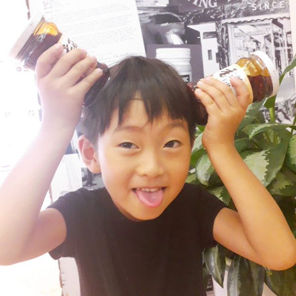 ［美食］老干媽香菇油辣椒醬，餐桌界的女神～一試就上癮的好味道