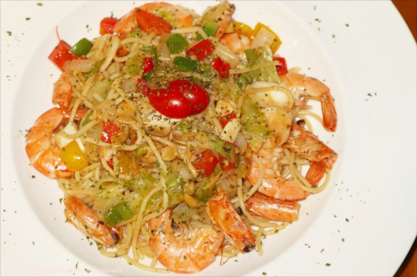 【想飛飛早午餐FiFi Brunch】桃園美食推薦 桃園早午餐 近桃園戶政事務所 雜貨鋪風格環境 真材實料用心好味道