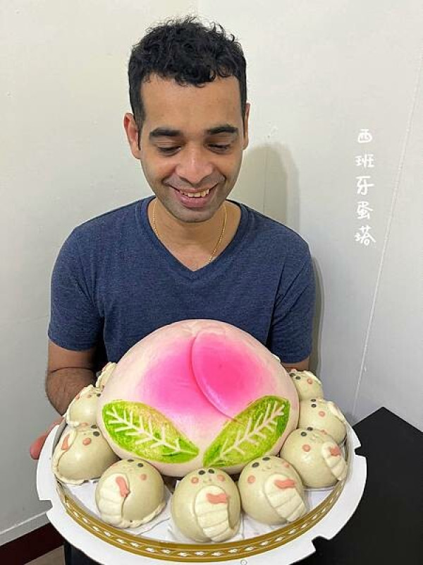 和平壽桃｜12年才有一次～蛇年限定壽桃蛋糕！大蛇小蛇專屬～蛇年造型子母桃！