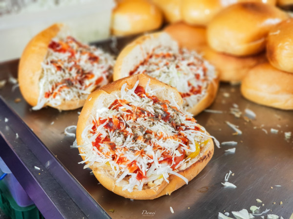 高雄鳳山｜阿宏沙威瑪-生菜給的不手軟，份量很足的午後小點