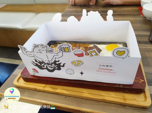 [食]台中 豐富附餐無限供應　還可免費享用和牛咖哩飯及和牛滷肉飯吃到飽~ 平價美味 鉄火牛排