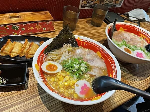 桃園龍潭-日本師傅傳授九州細麵-九州豚將拉麵(龍潭中正店)