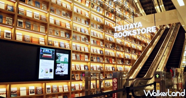 南港蔦屋書店真的開了！全新「TSUTAYA蔦屋南港店」9大必逛、必吃亮點搶先看，獨家親子互動區、絕美打卡牆搶攻南港人周末踩點新歡。