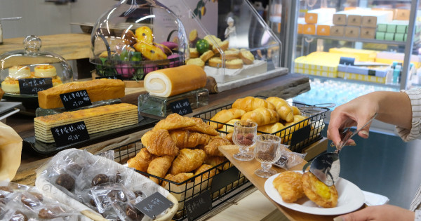 誠品生活台南美食優惠！399元甜點吃到飽、買一送一12大優惠一次看。