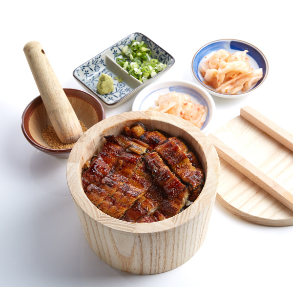 首度北上進駐微風信義！「一膳食堂」一個人也可以品嚐桶裝鰻魚飯！