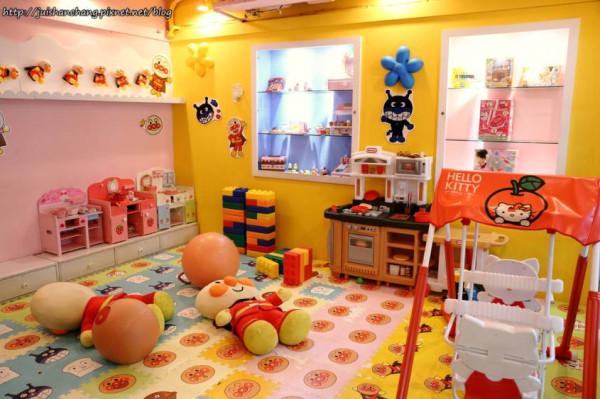 【食║新北中永和】伊莎貝拉風情館〜浪漫異國風情。約會餐廳、親子餐廳推薦。（附設小型親子遊戲區）