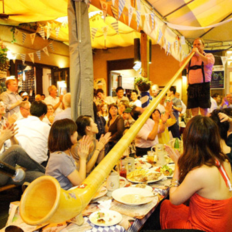 光輝十月  暢飲啤酒節與德國同慶！