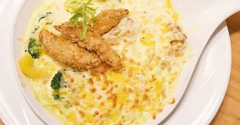 高雄義大利麵推薦「New House 文濱店，超值焗烤回憶殺！聚餐必訪首選