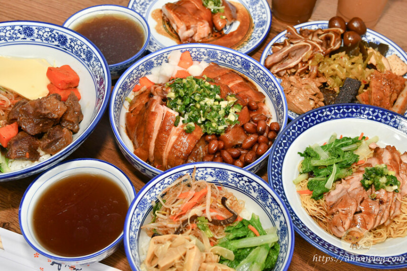 豐雞號|台中北區超嫩琥珀色招牌油雞必吃，超人氣港式便當外帶美食推薦