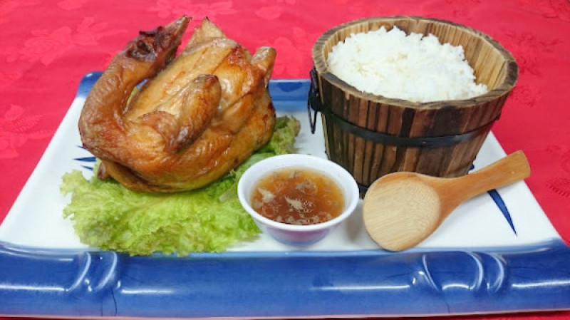 台南美食-九叔公餐廳-團體合菜.九菜一湯-將軍漁港在地知名的海鮮餐廳