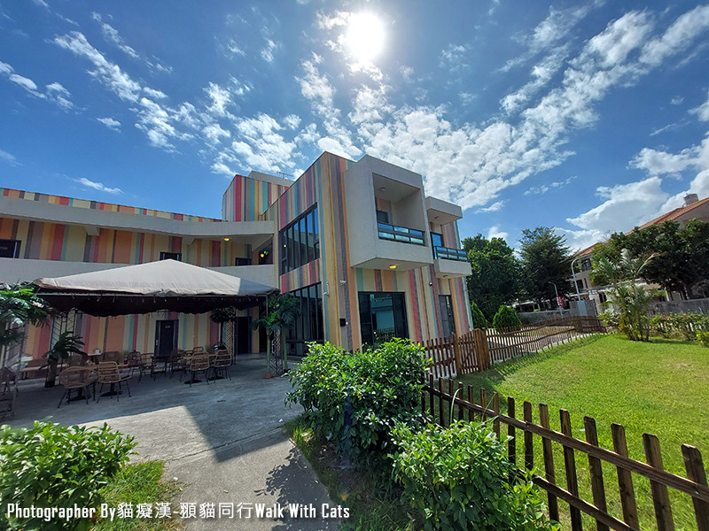 台東寵物友善旅館-彩虹莊園度假會館，超大草原讓狗狗奔跑