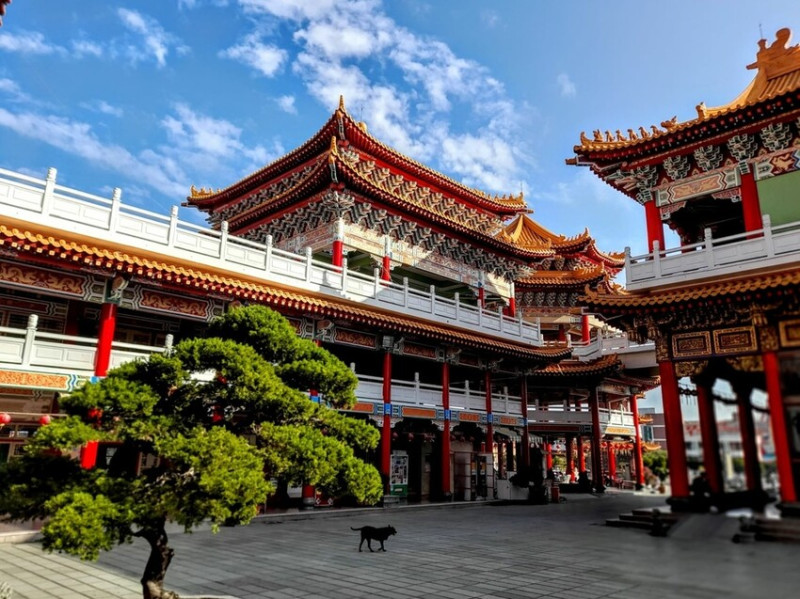 【旅遊】台南鹿耳門拜媽祖！聖母廟穿宮廷服求姻緣、天后宮看黑面媽擦口紅