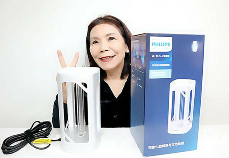 居家防疫必備｜【Philips飛利浦】桌上型UV-C感應語音殺菌燈｜輕鬆一掃全境，守護全家健康安全｜360度智能人體感應自動熄燈｜30秒延遲啟動｜3段定時設定｜中文語音提示｜操作簡易