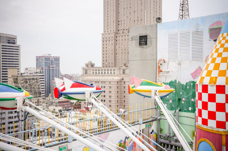 高雄親子景點 大立空中樂園X魔王 高雄人小時候回憶 空中海盜船非常刺激