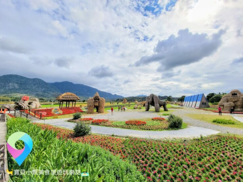 [旅遊]花蓮 暢遊2022富里稻草藝術季 稻草打造的侏羅紀公園 拍照打卡 一旁還有富麗米展示中心 精選農產讓你帶回家 富里鄉農會羅山展售中心