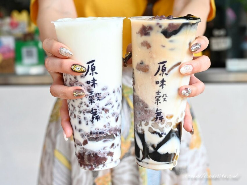 原味穀舞｜台中特色手搖飲再一間！主打無咖啡因豆穀茶系列，還有爆漿紅豆餅～