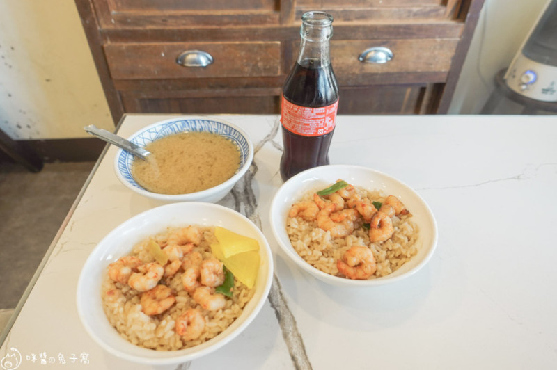台南美食。矮仔成  台南必吃蝦仁飯  府城傳承下來的古早好滋味