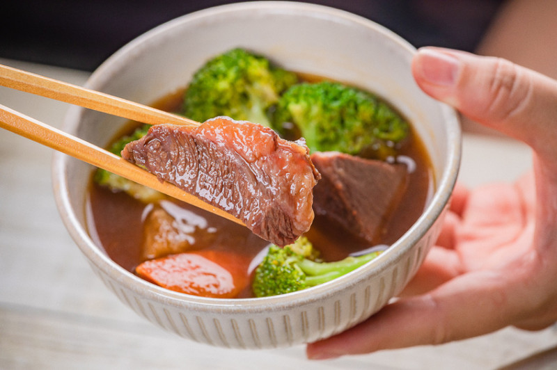 什麼叫好吃到讓人淚流滿面(麵)！牛肉麵的 3 個美味關鍵是什麼？