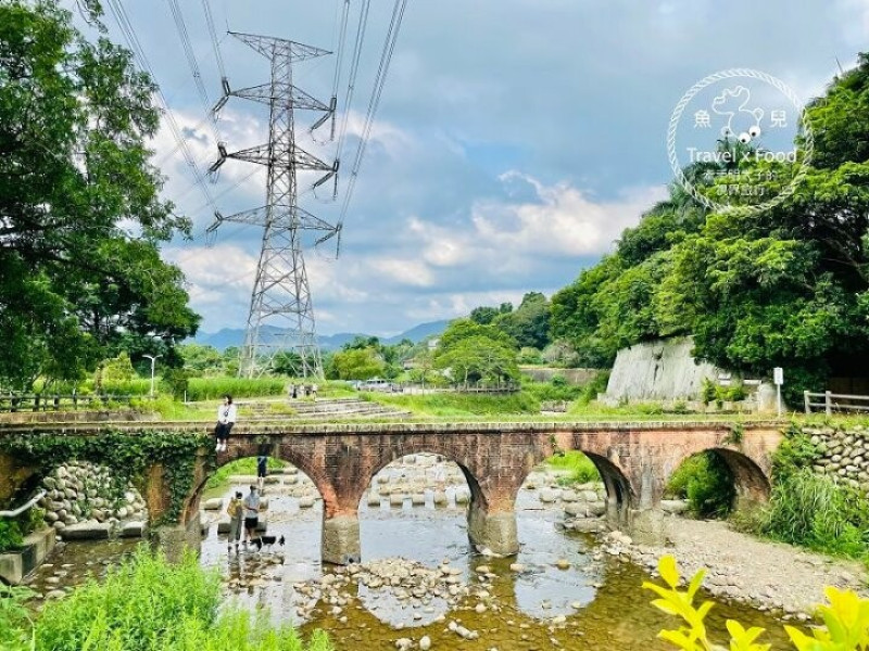 大平紅橋｜青山綠水相呼應，與古意盎然的歷史百大建築來一場邂逅 @魚兒 x 牽手明太子的「視」界旅行