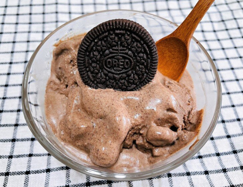 【美國Frigidaire富及第】-5度C冰淇淋機｜消暑冰淇淋自己DIY動手做｜自製冰淇淋免預冷即刻製作｜寵物也能吃的冰淇淋｜輕巧好攜帶露營神器