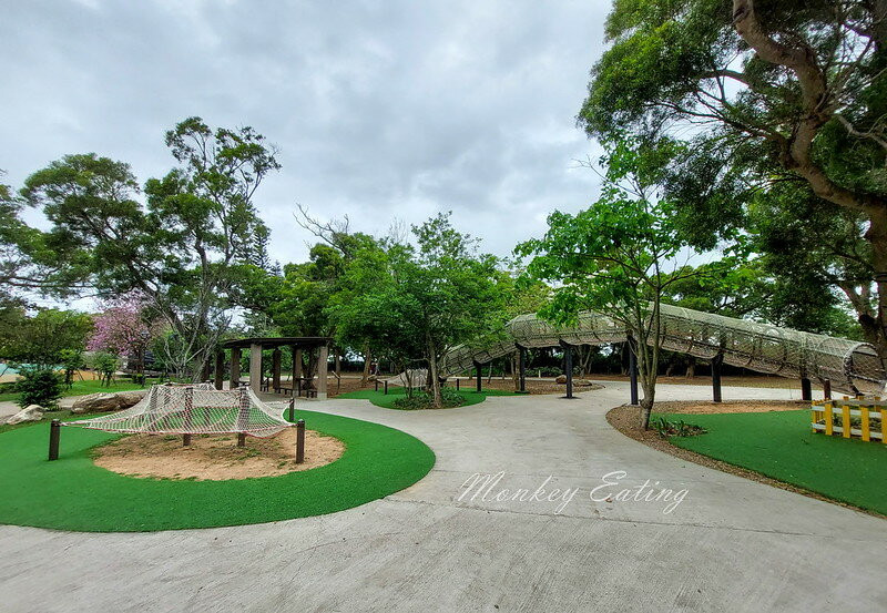 【台中景點】大甲鐵砧山雕塑公園｜全台唯一鋼管爬網、巨型網床、沙坑溜滑梯，台中大甲親子公園