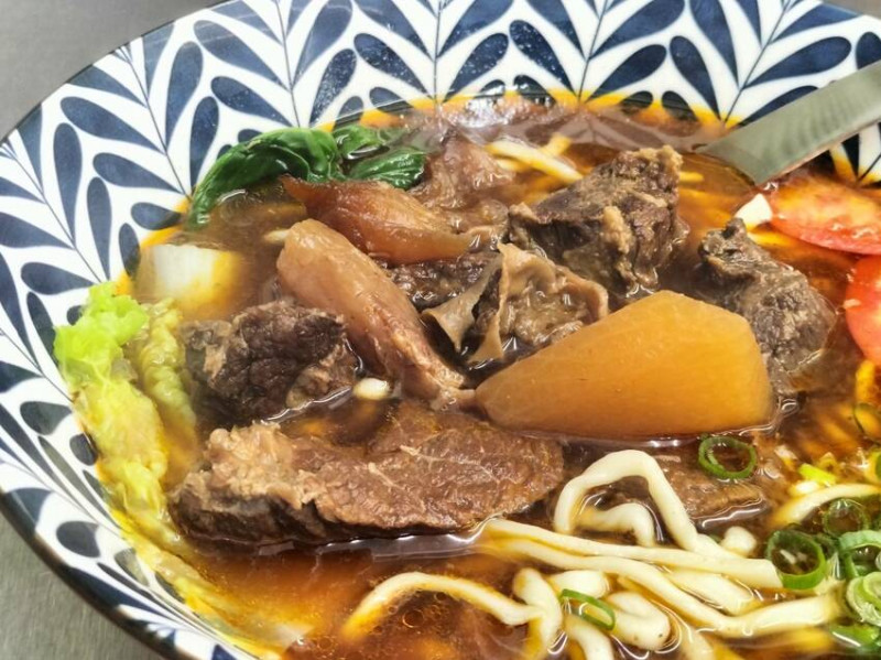 宵夜新首選-嘉義壹等葉牛肉麵