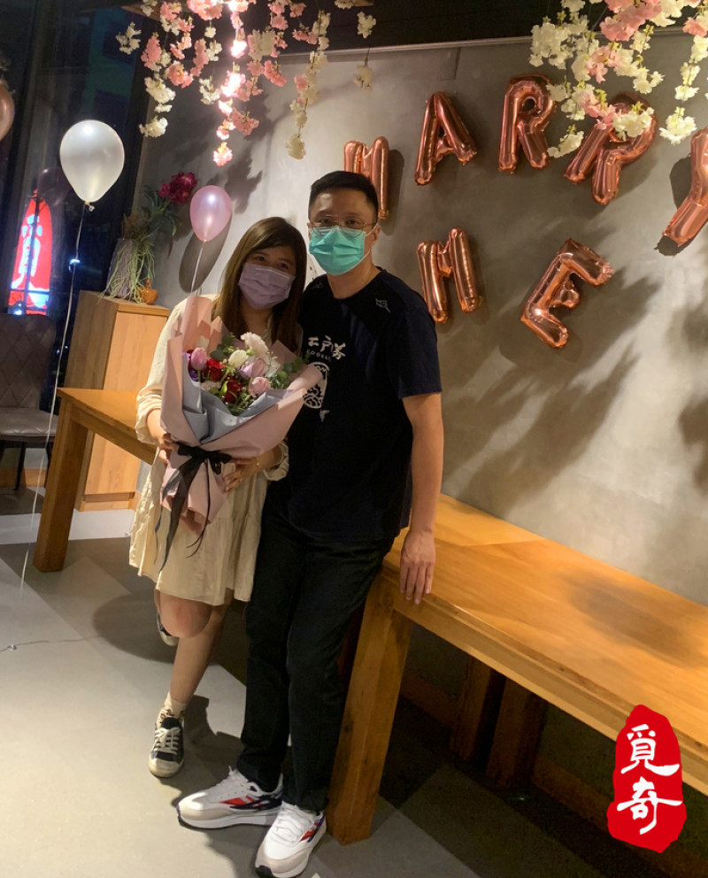 覓奇日料耗資千萬打造的全檜木環境 無論是碩博士謝師宴、訂婚、求婚、告白，小型商業聚餐都可~