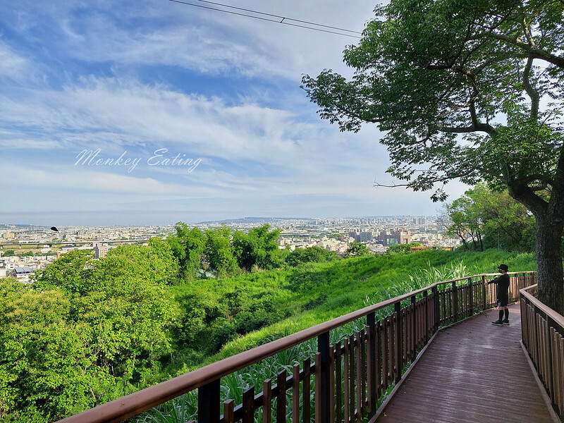 【台中霧峰】省議會後山步道＞中心瓏步道＞望月峰獻堂登山步道，霧峰美景盡收眼底！